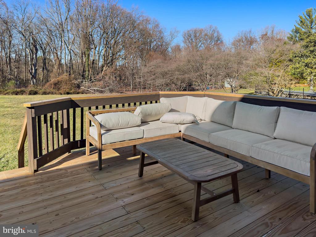 3286 Green Ash Rd
