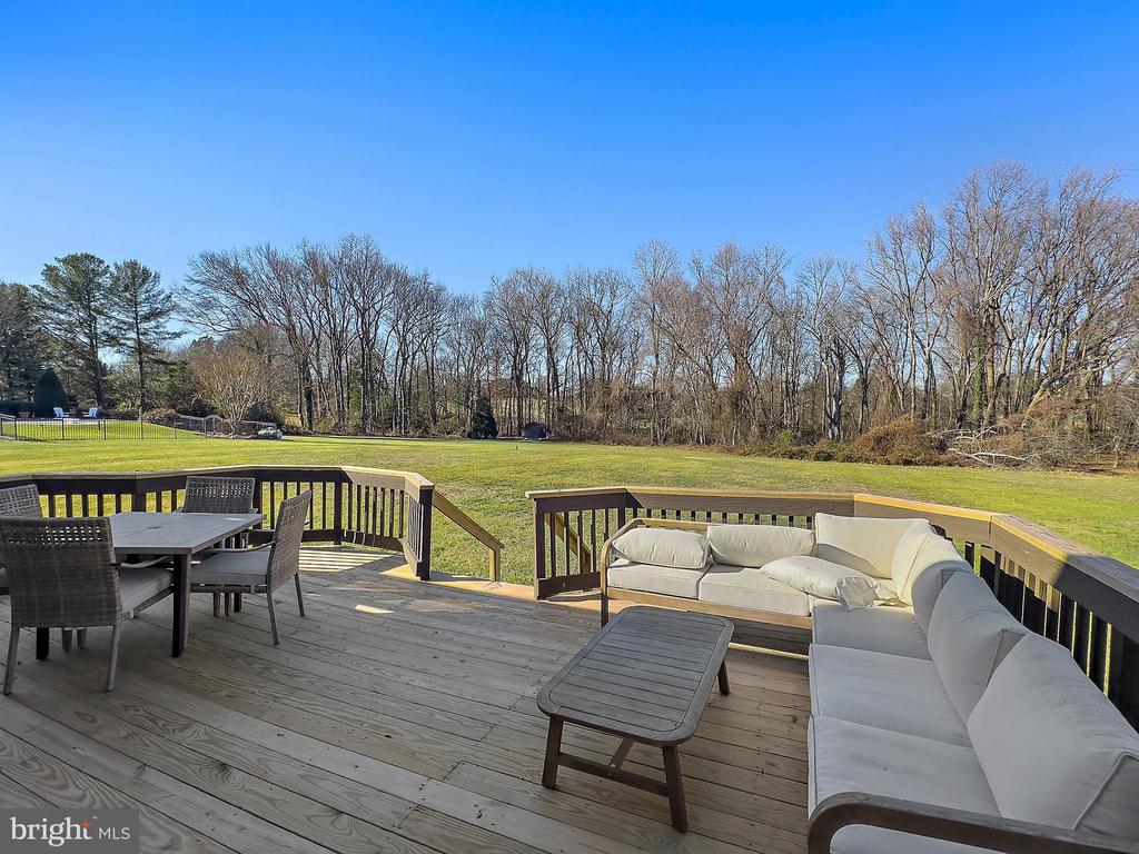 3286 Green Ash Rd