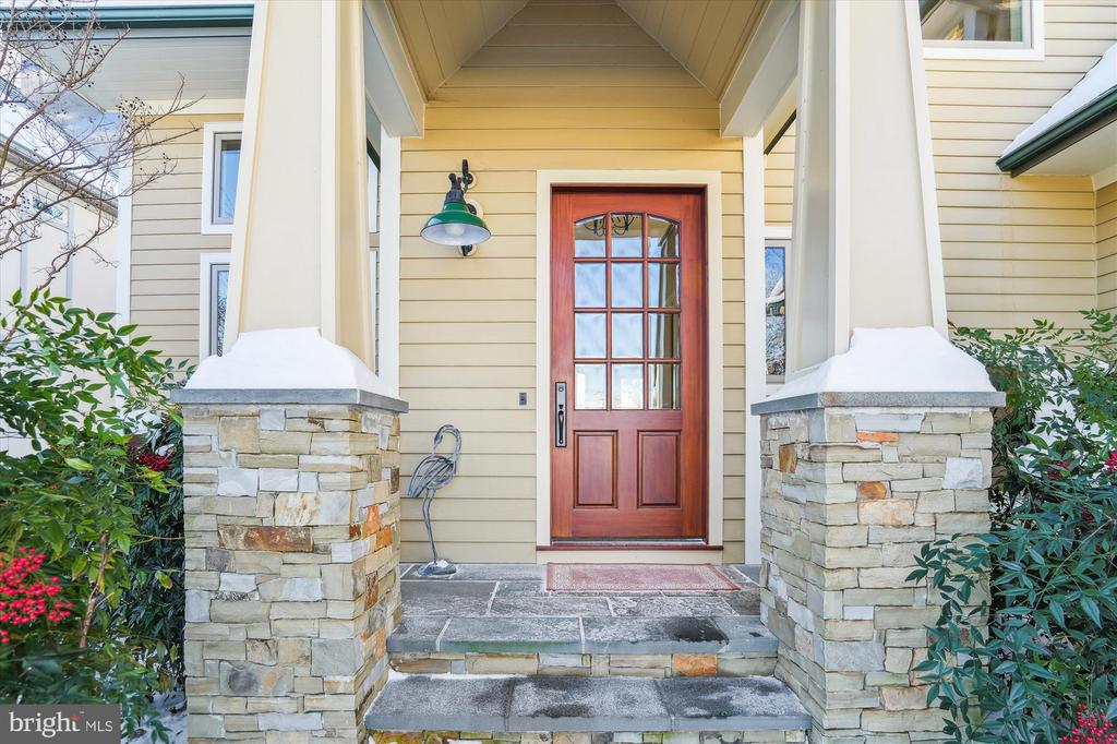255 Long Point Rd