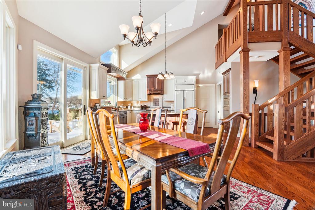 255 Long Point Rd