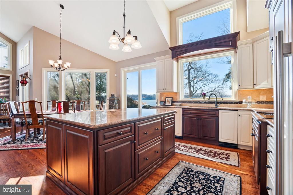 255 Long Point Rd