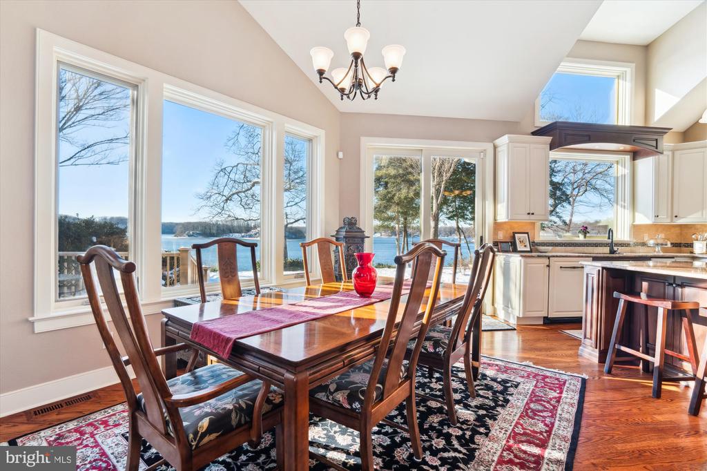 255 Long Point Rd