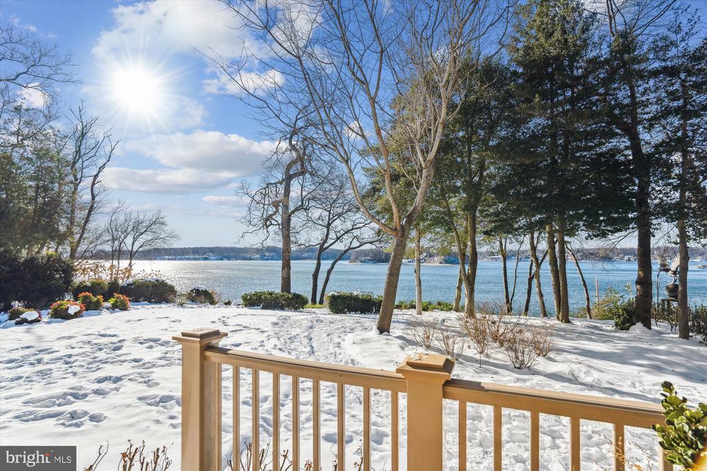 255 Long Point Rd