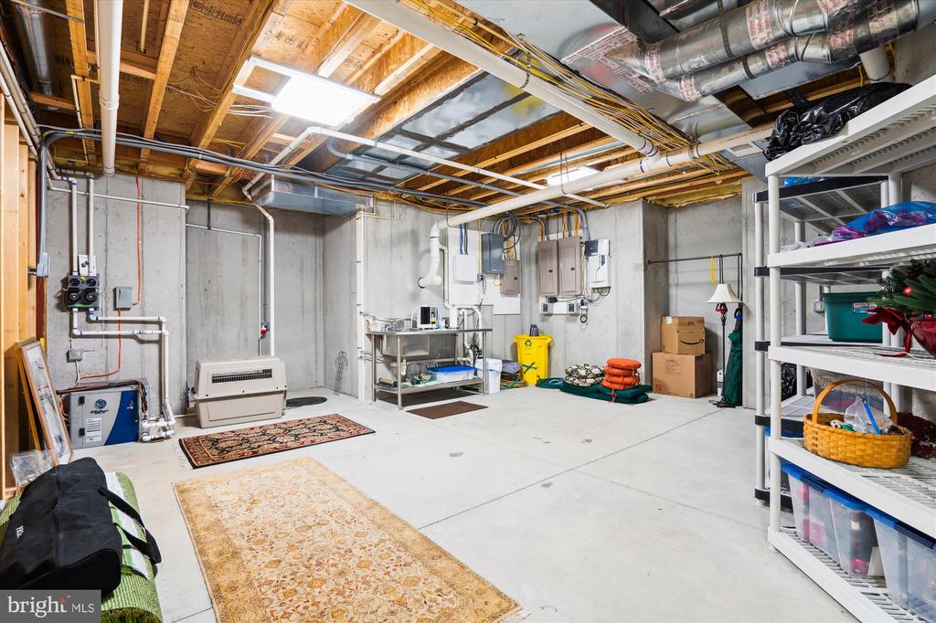 255 Long Point Rd
