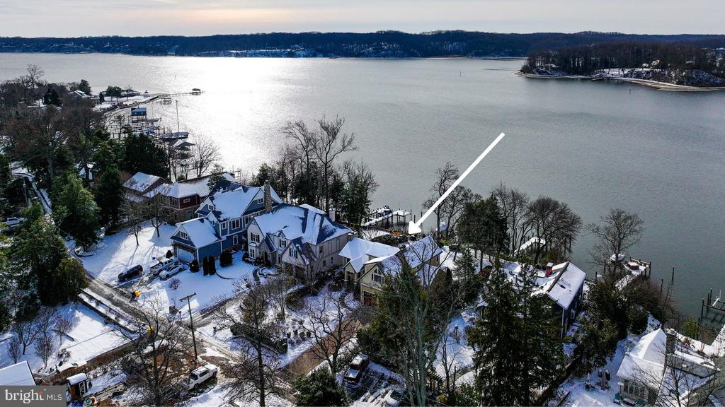 255 Long Point Rd
