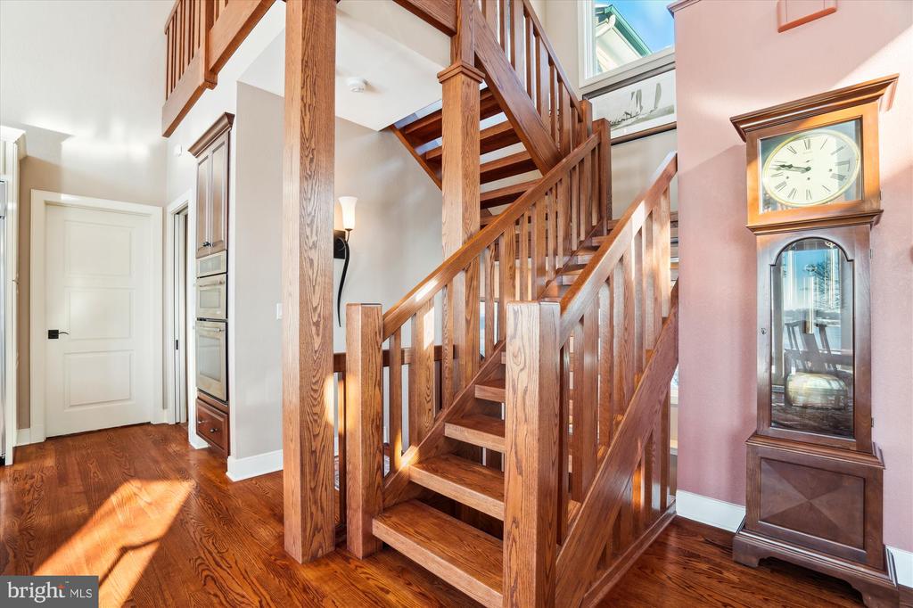 255 Long Point Rd