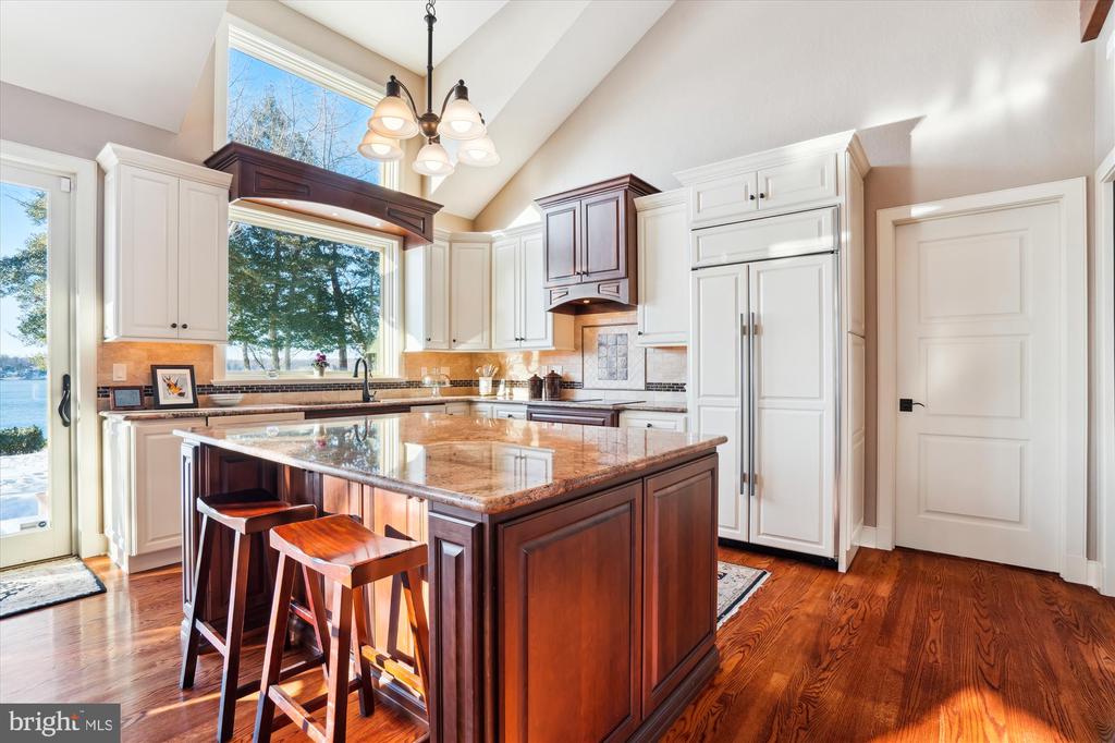 255 Long Point Rd