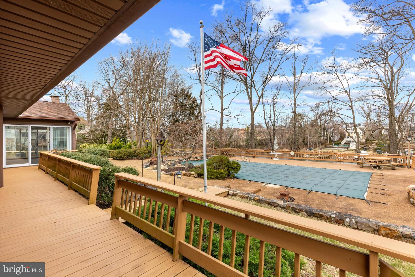 105 Spa Dr