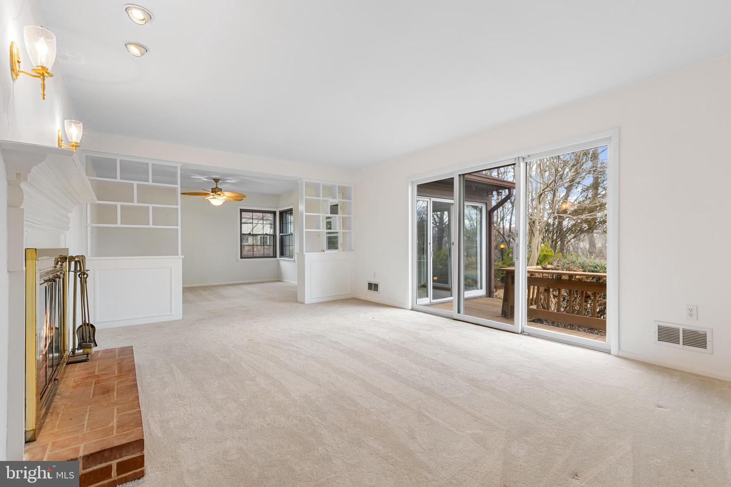 105 Spa Dr