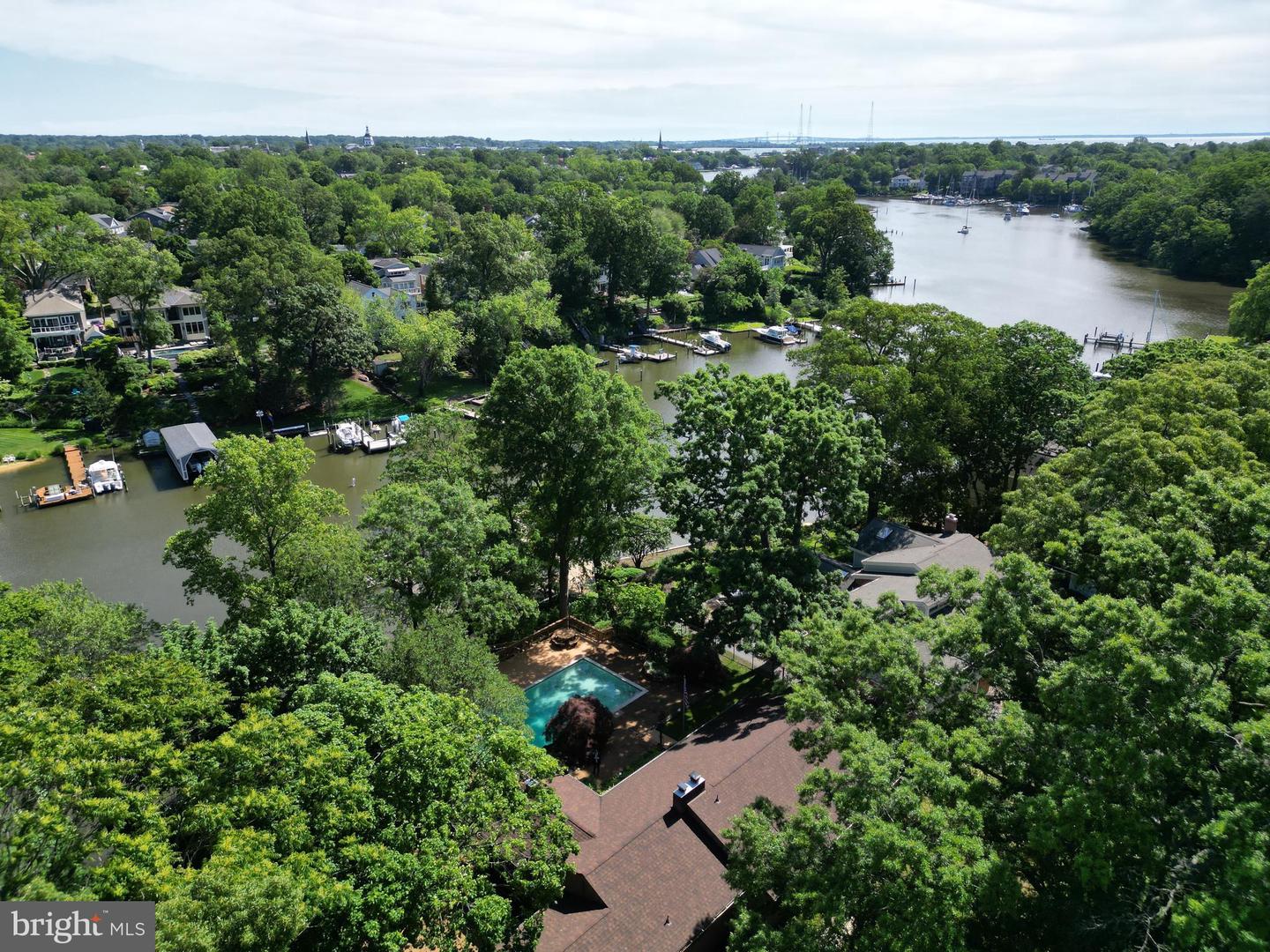 105 Spa Dr