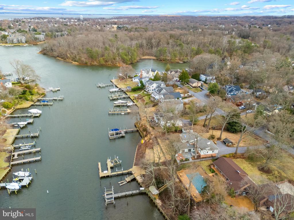 105 Spa Dr