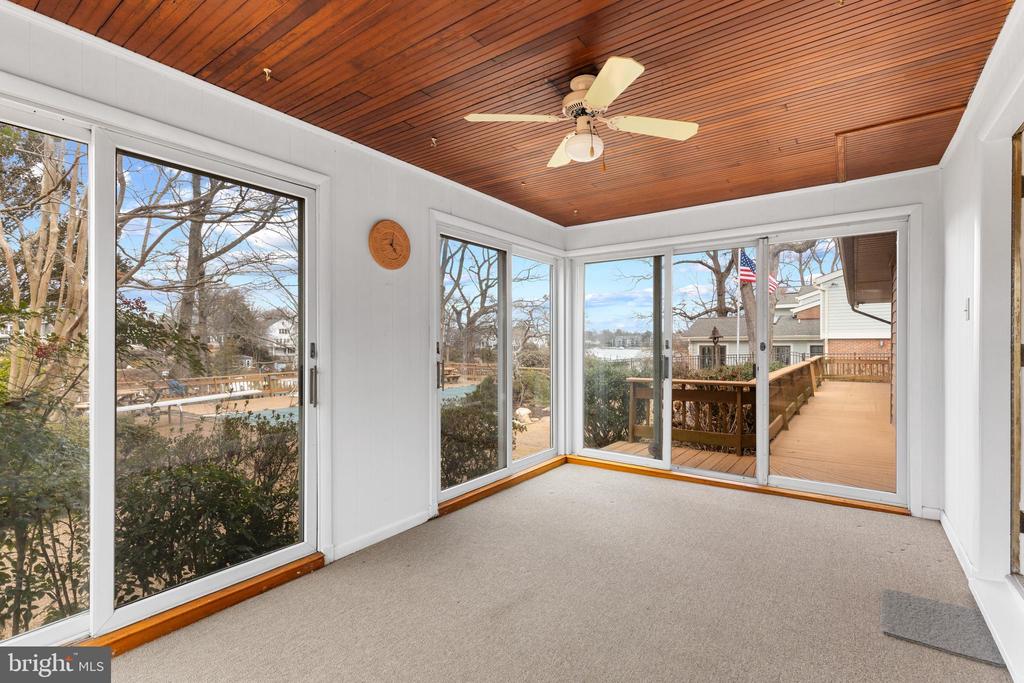 105 Spa Dr