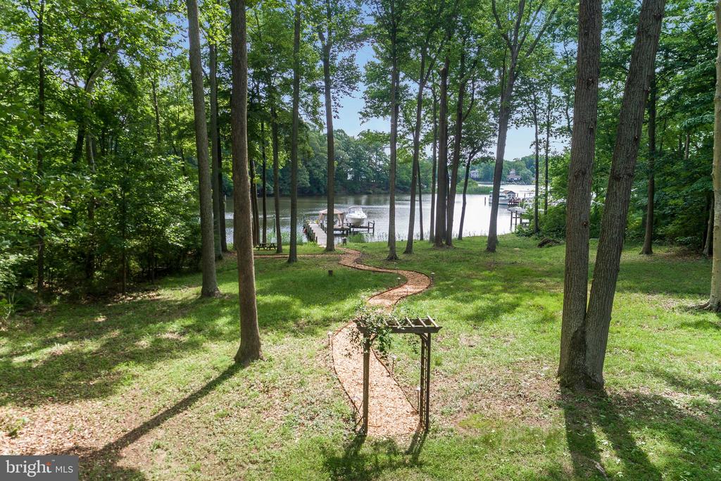3321 Old Point Rd