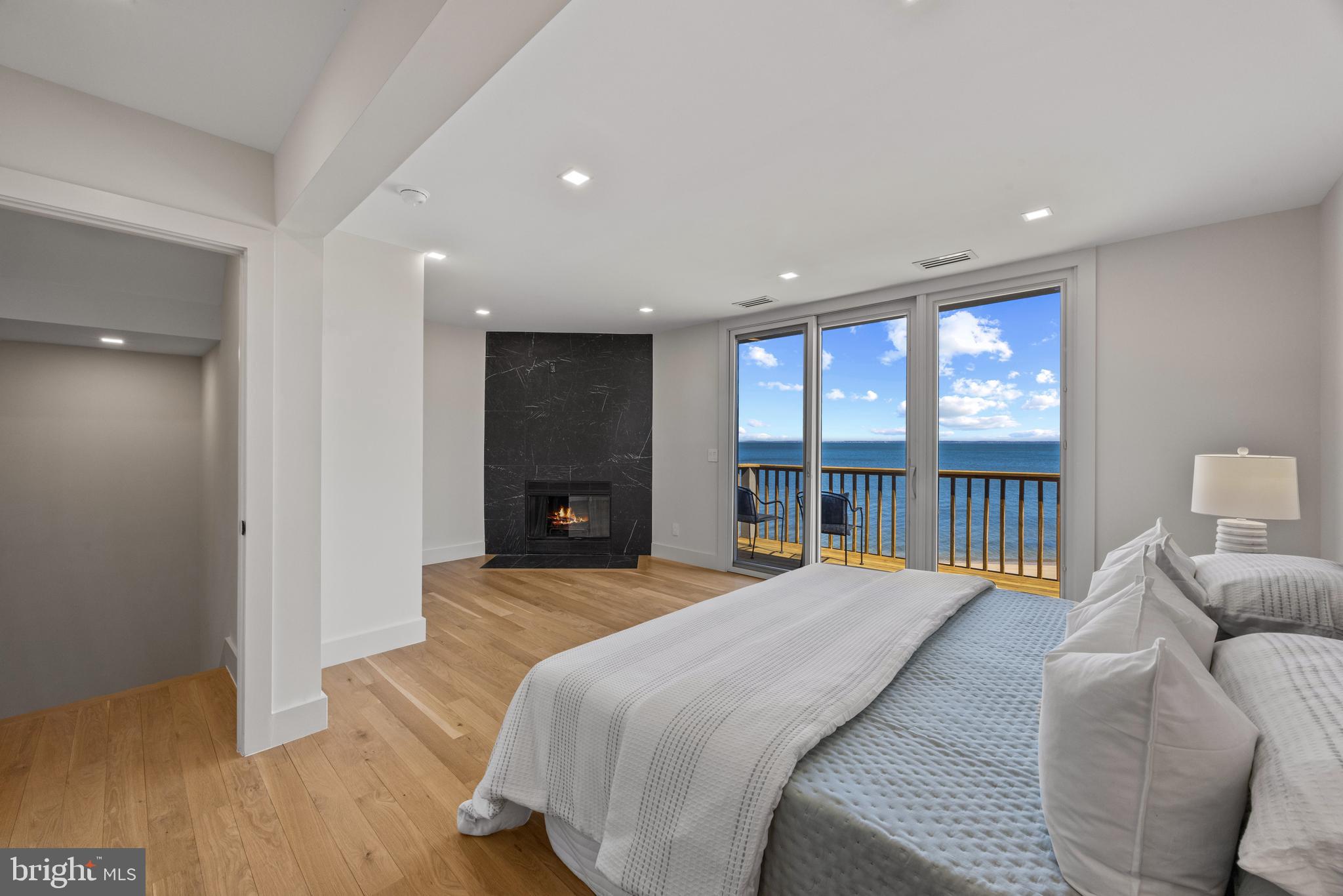 2175 Chesapeake Harbour Dr