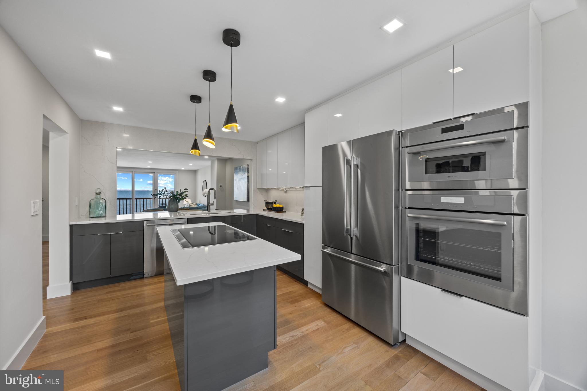 2175 Chesapeake Harbour Dr