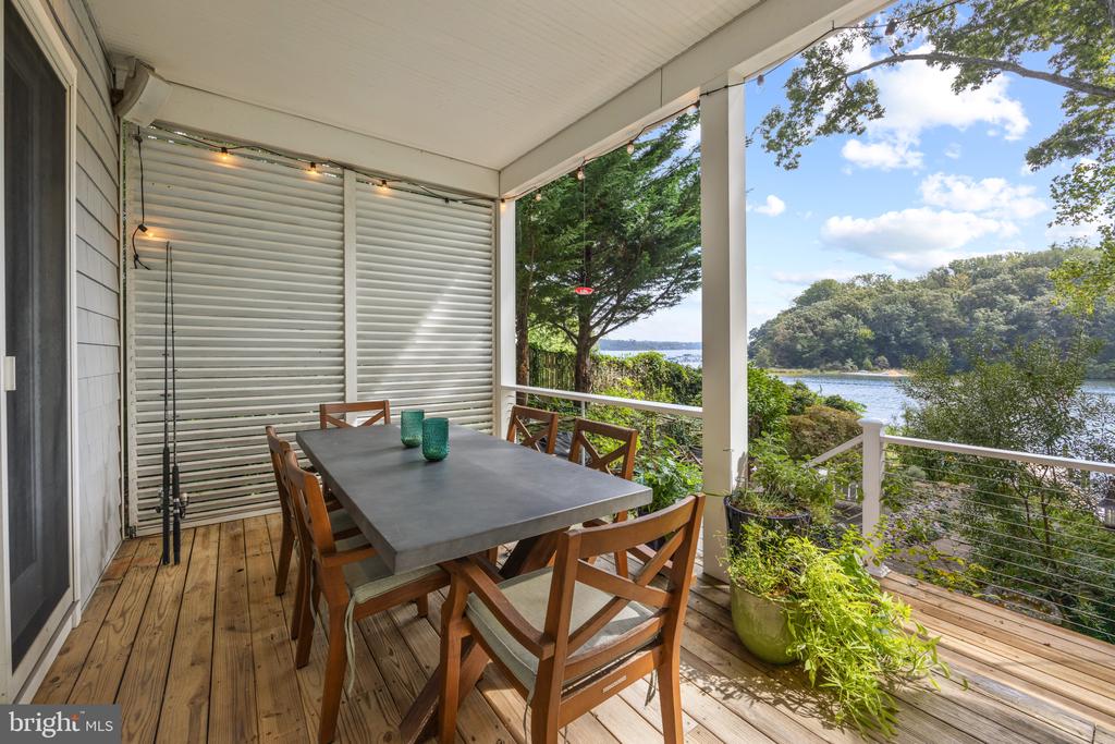 327 Riverview Trl