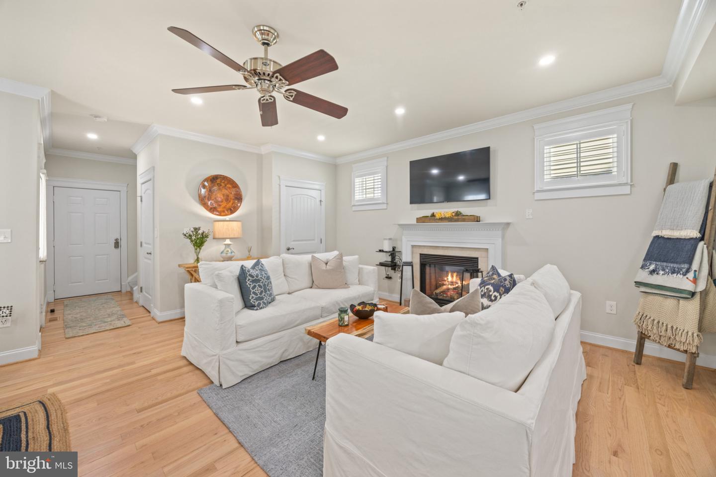 822 Bay Ridge Ave