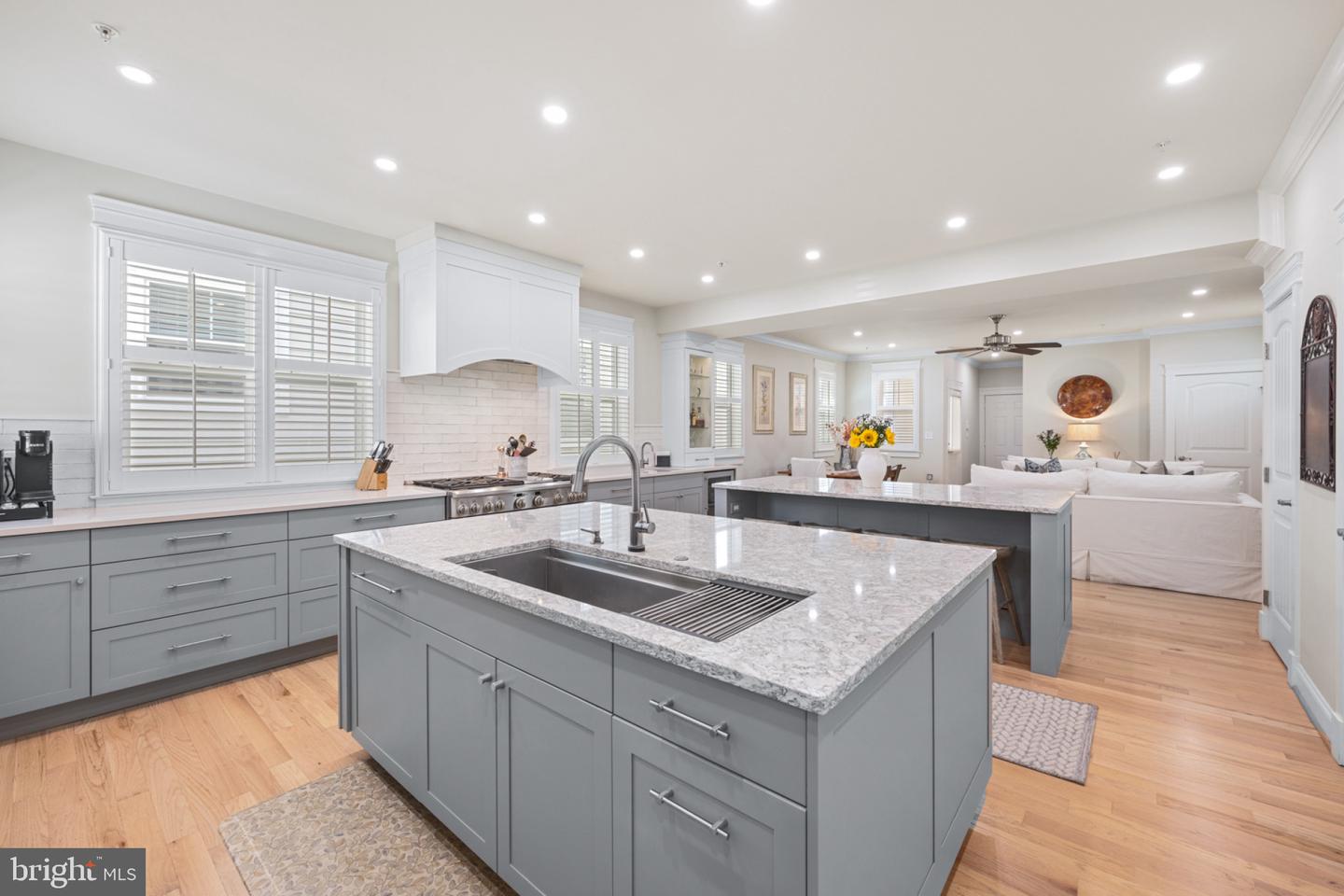 822 Bay Ridge Ave