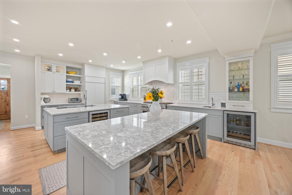 822 Bay Ridge Ave