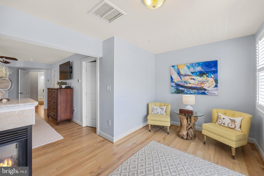 822 Bay Ridge Ave