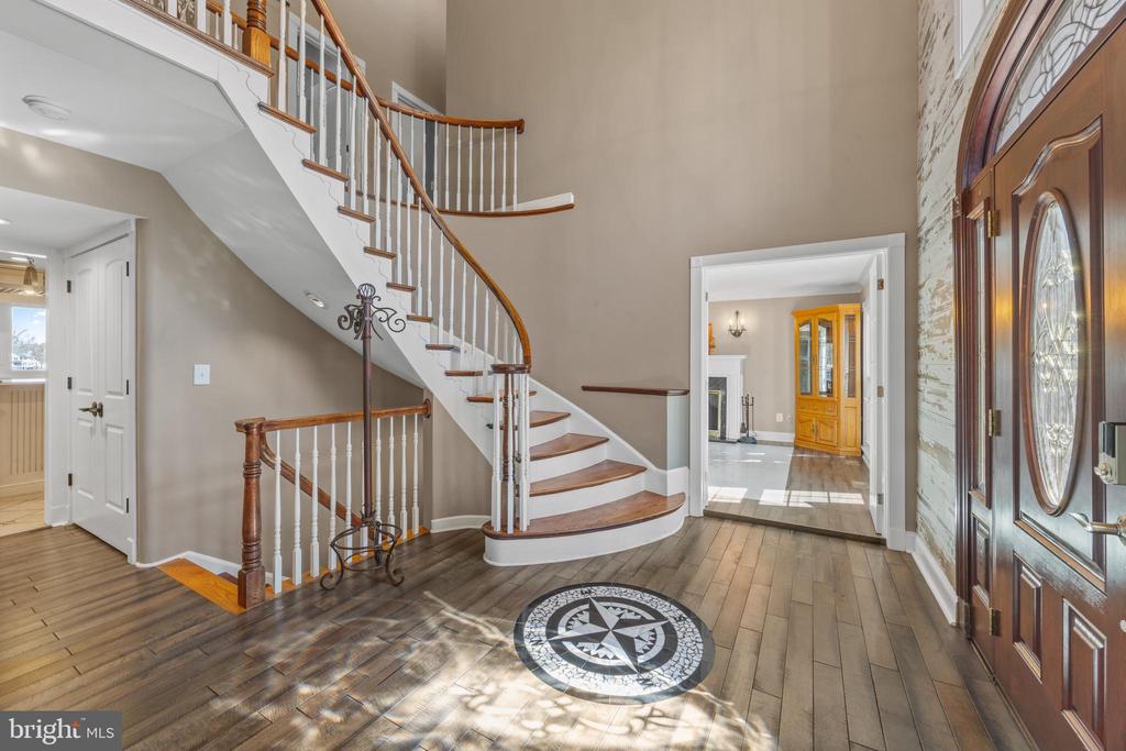 415 Edgewater Rd