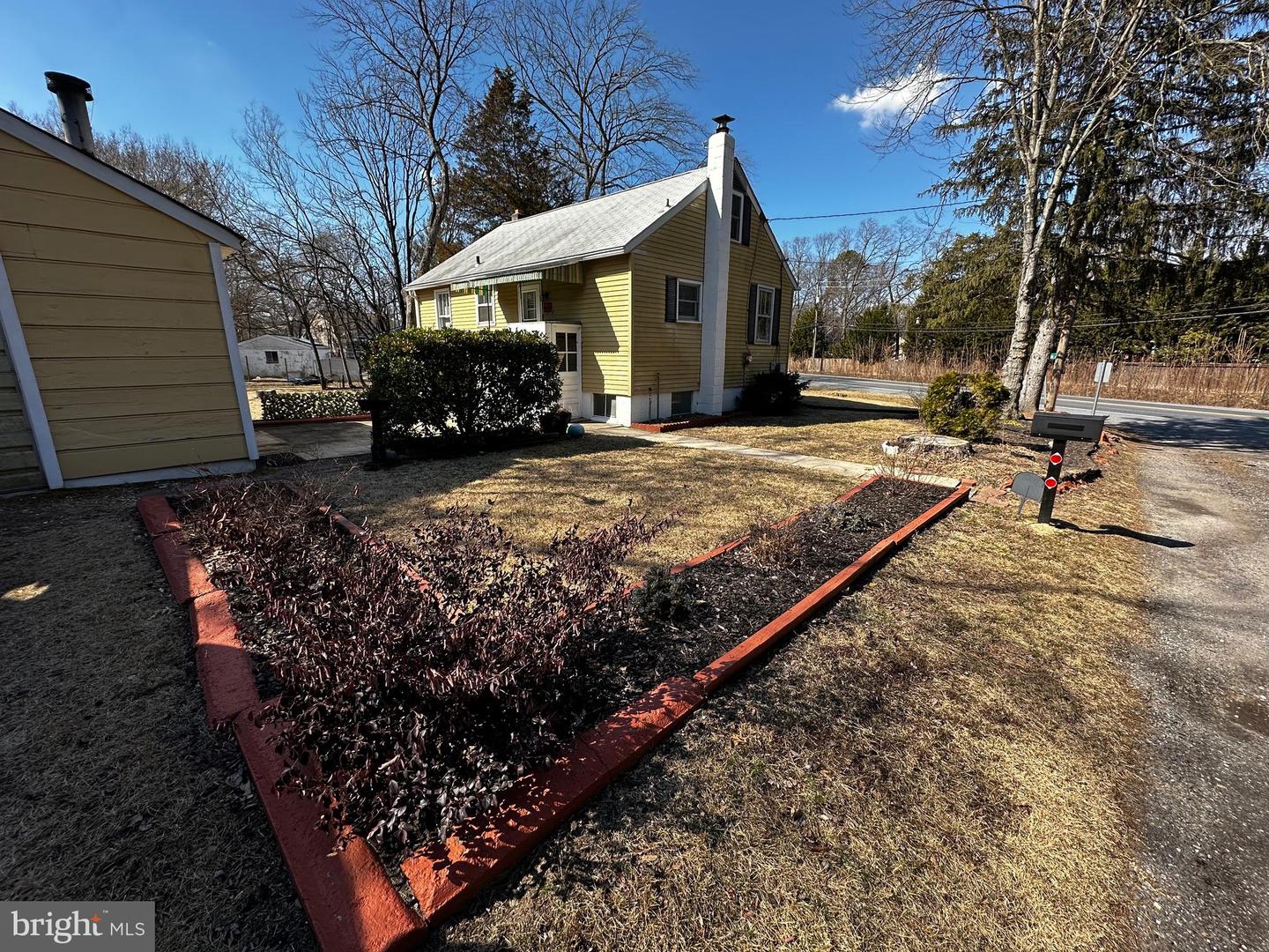 106 Donaldson Ave