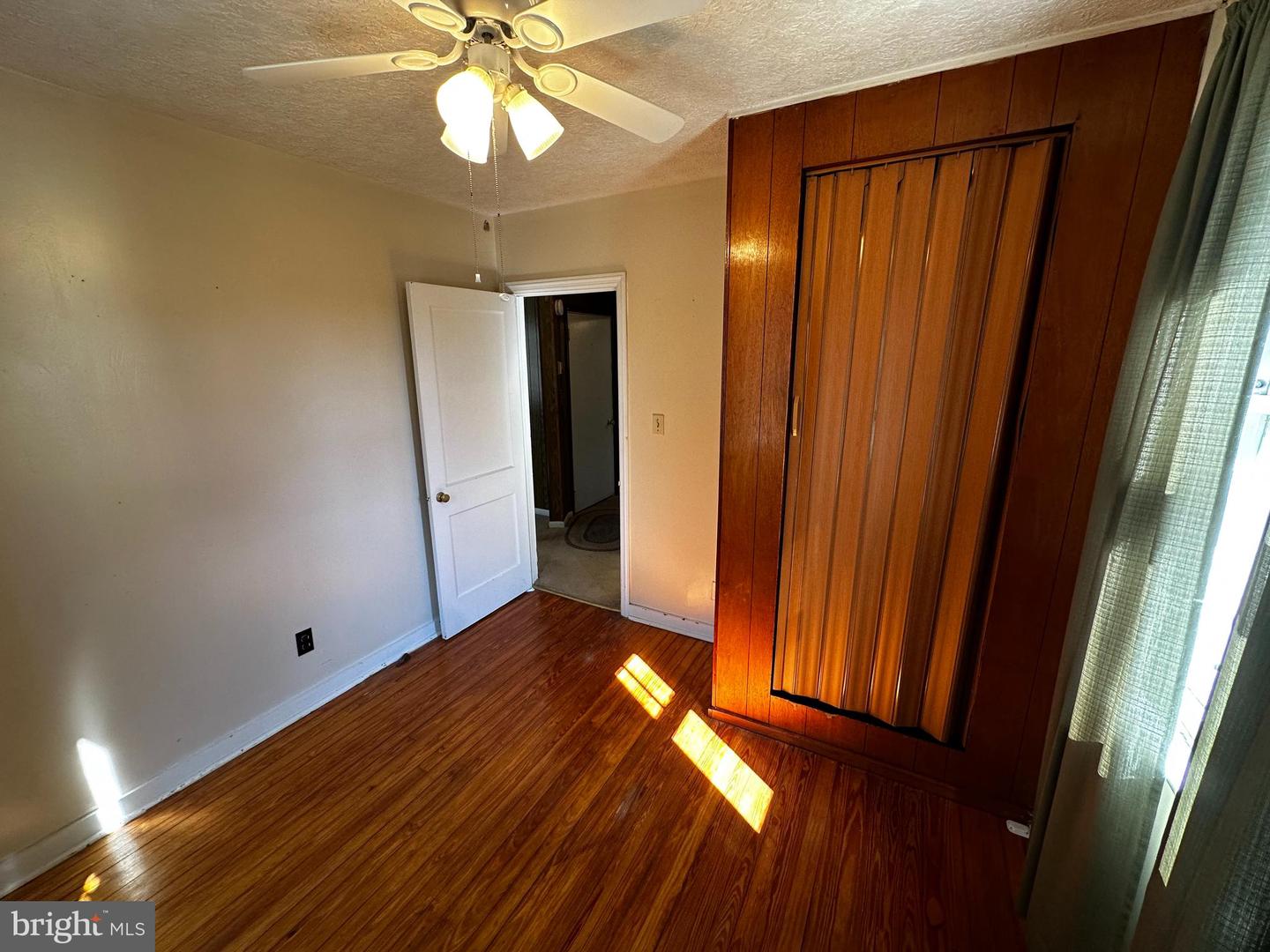 106 Donaldson Ave