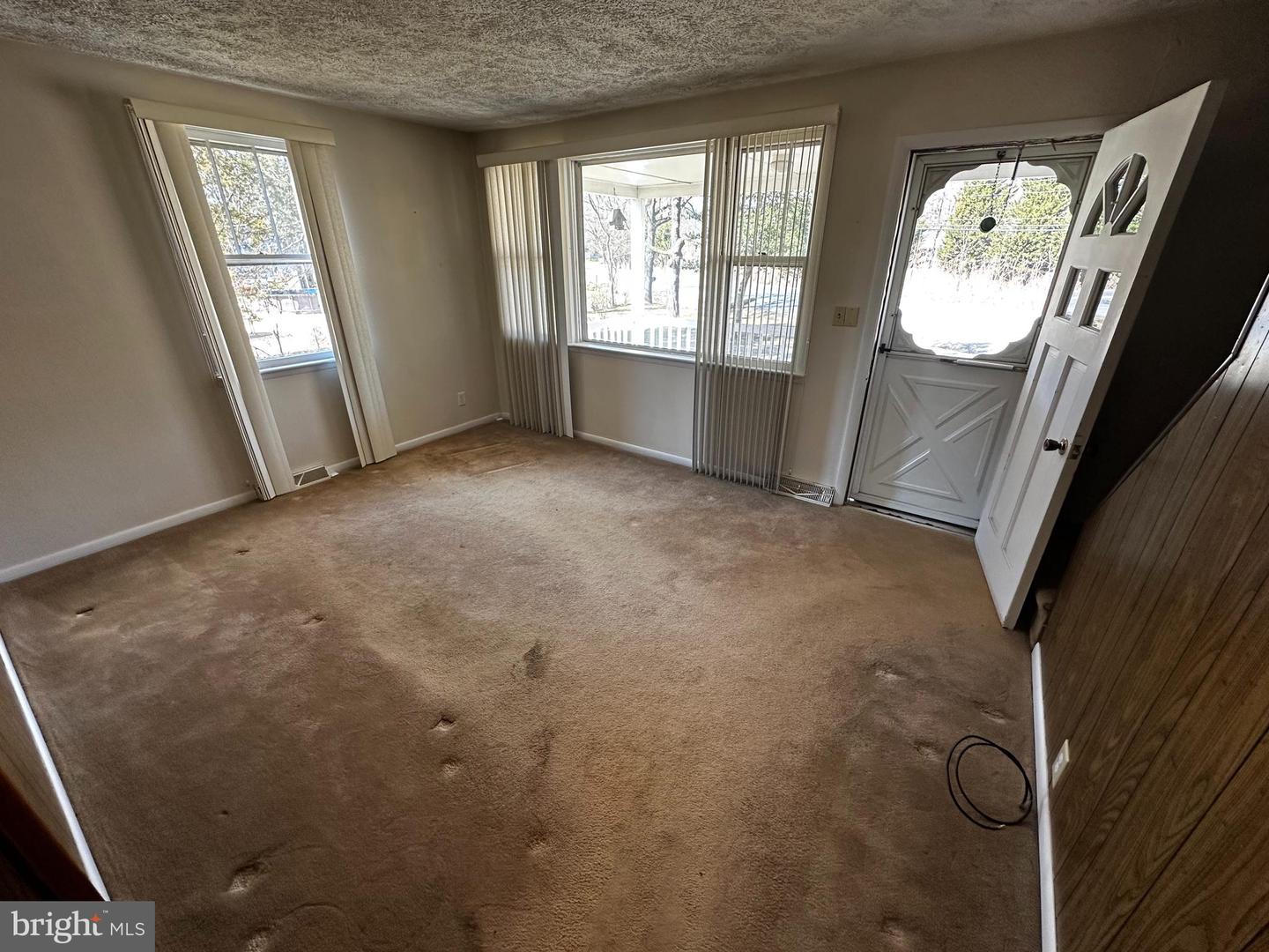 106 Donaldson Ave