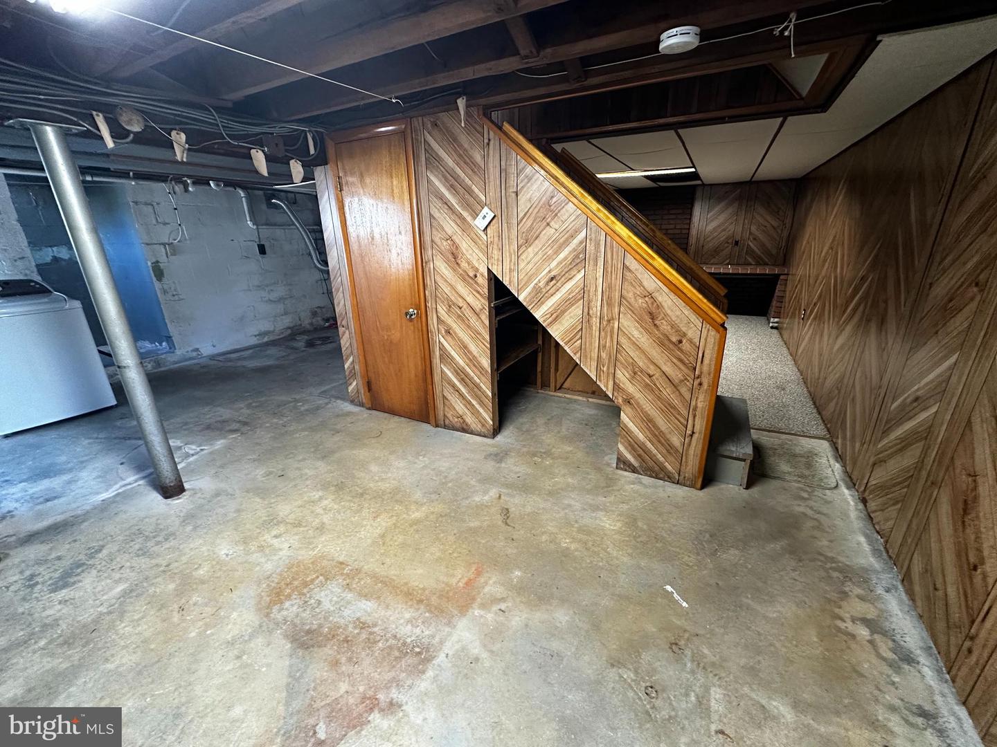 106 Donaldson Ave