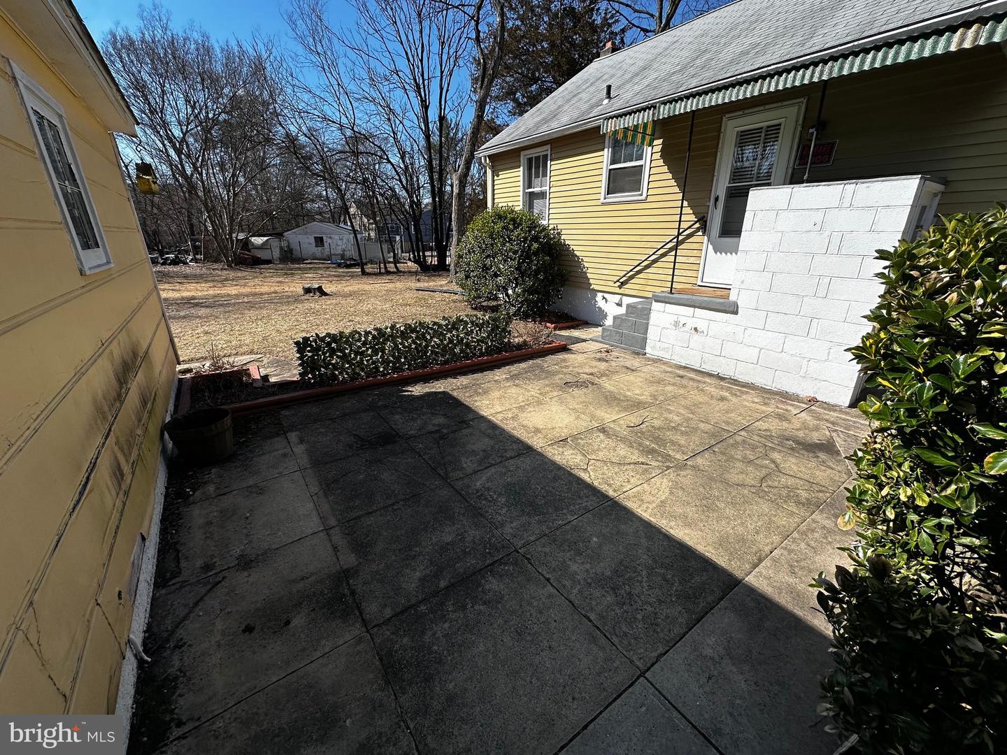 106 Donaldson Ave
