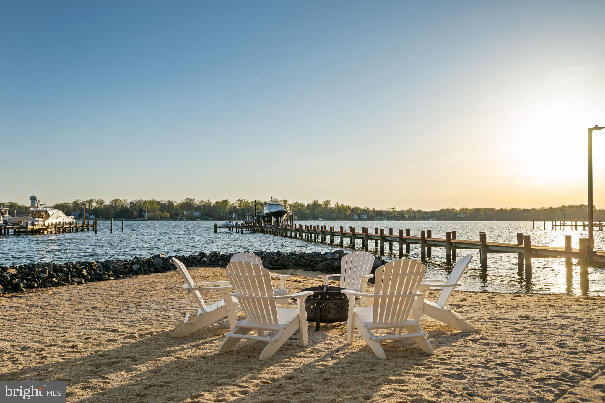 SEVERN RIVER WATERFRONT | 1900 CARROLLTON ROAD