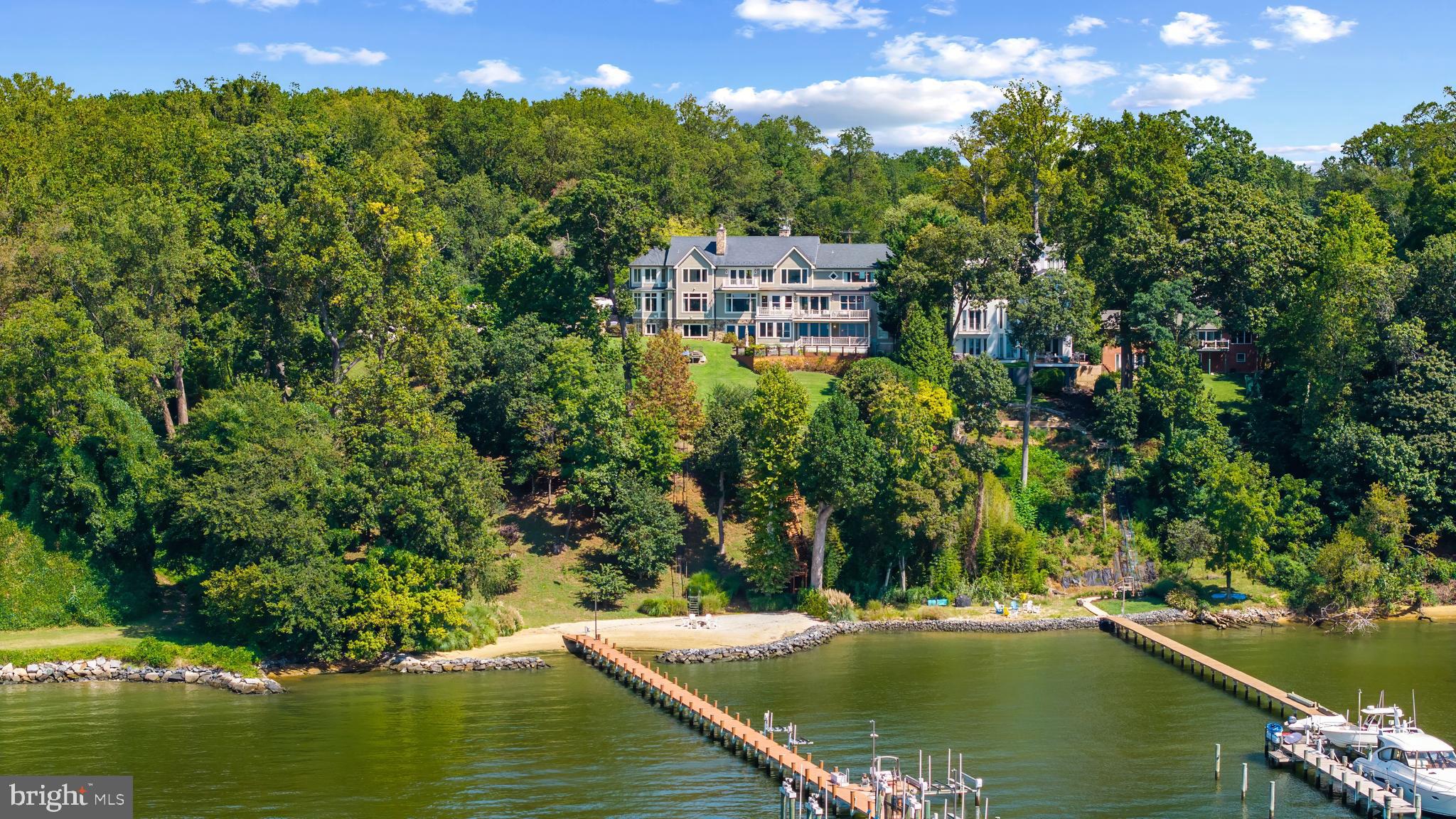 SEVERN RIVER WATERFRONT | 1900 CARROLLTON ROAD