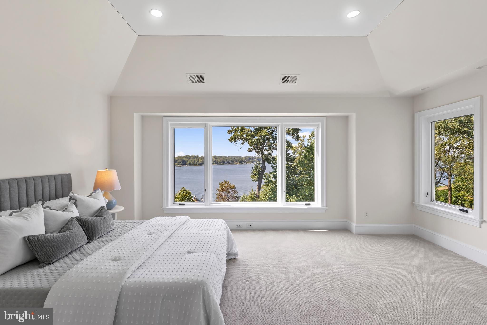 SEVERN RIVER WATERFRONT | 1900 CARROLLTON ROAD