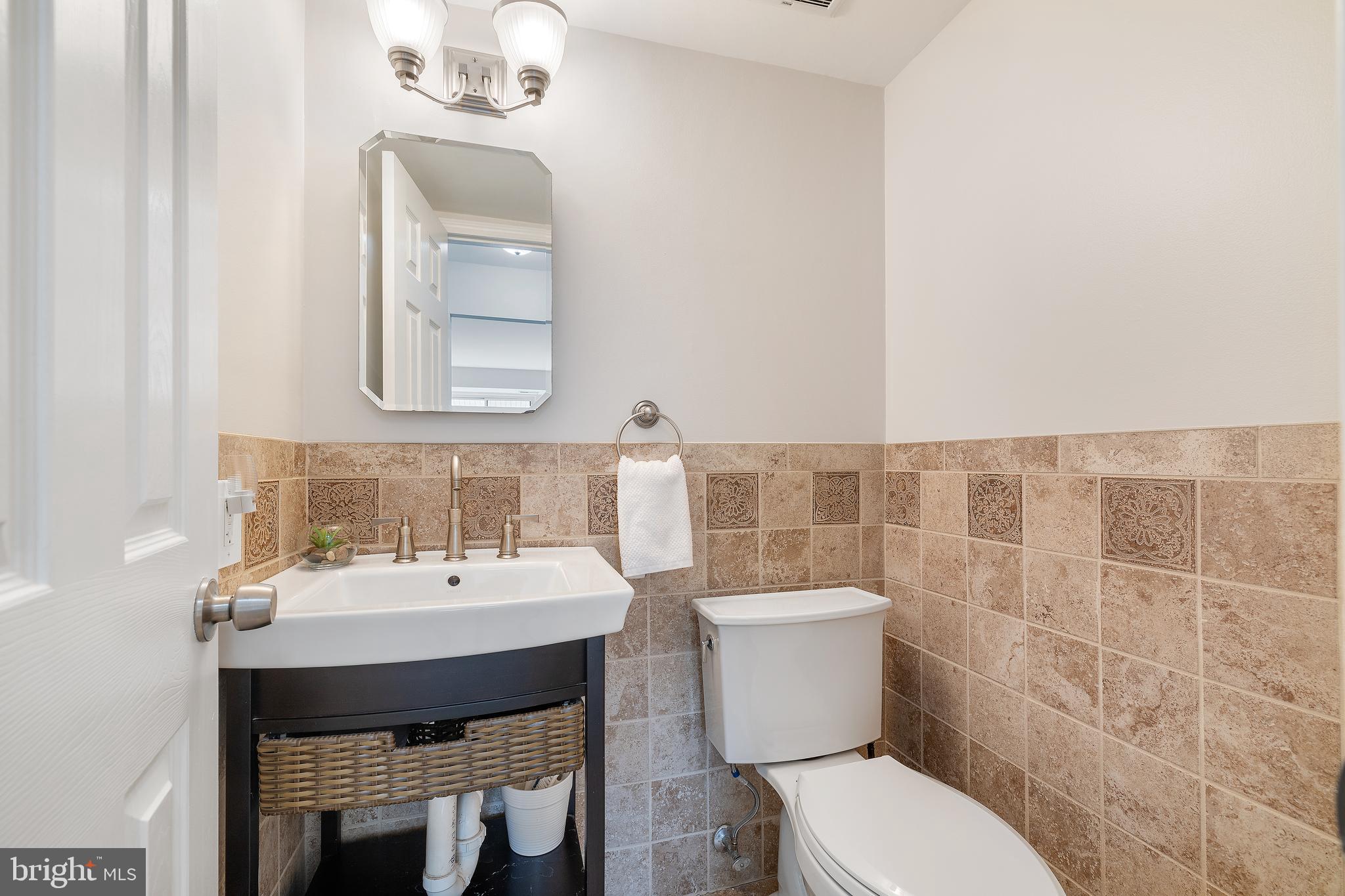 795-F Fairview Ave #F