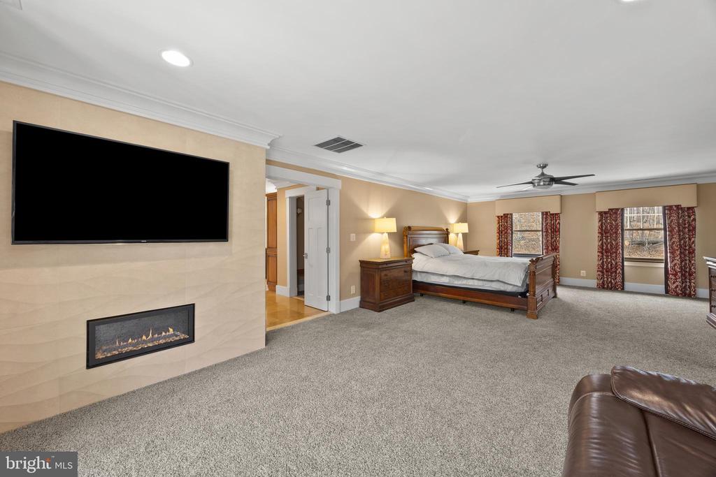 1709 Angelina Ct
