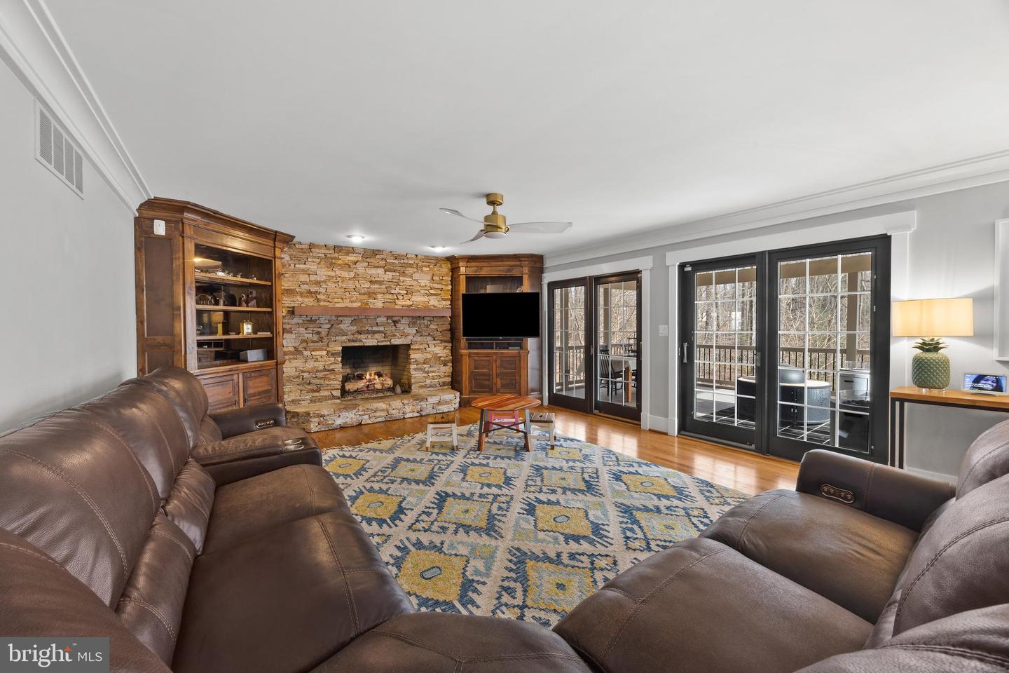 1709 Angelina Ct