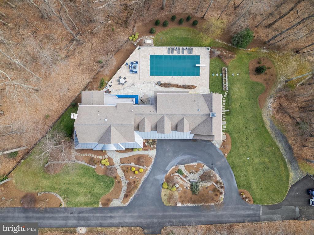 1709 Angelina Ct