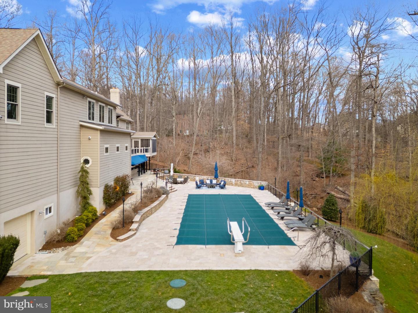 1709 Angelina Ct