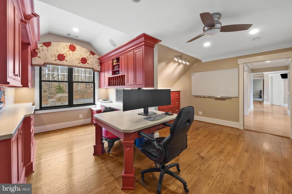 1709 Angelina Ct