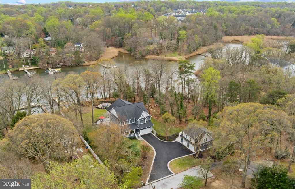 963 Phillips Dr