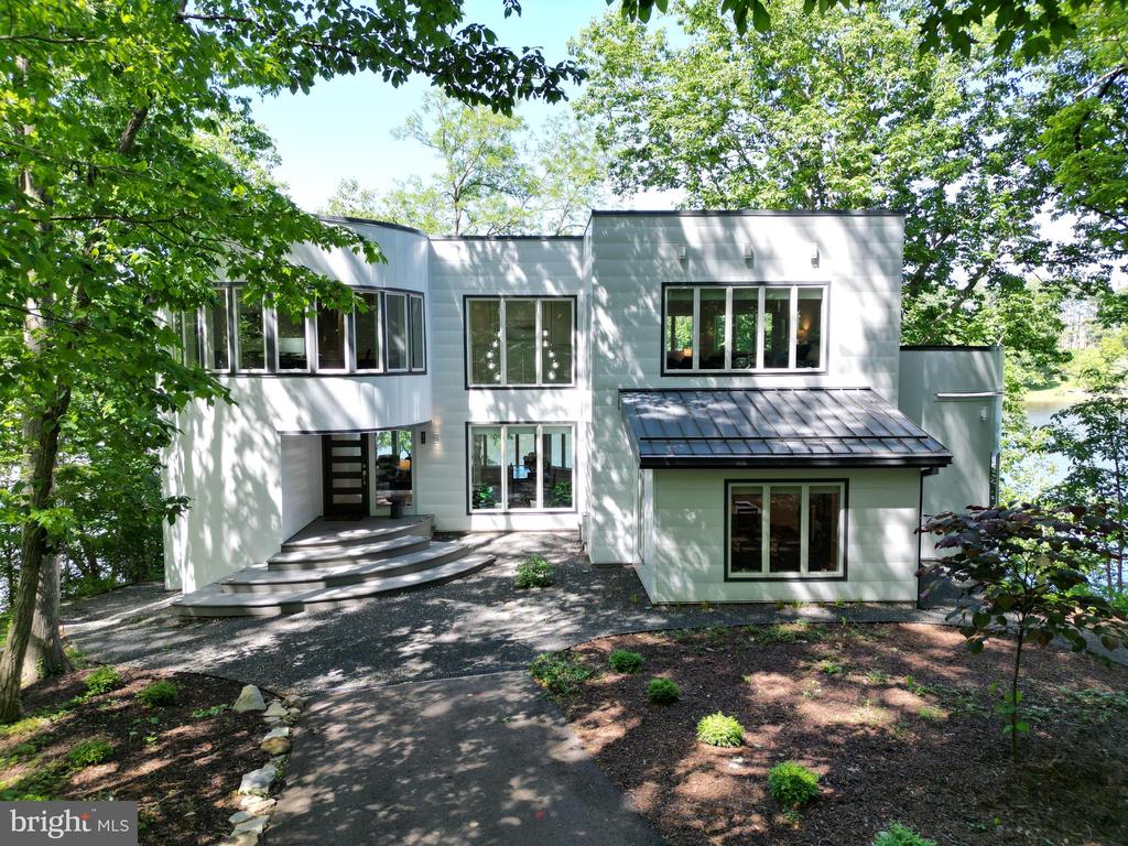 378 Forest Beach Rd