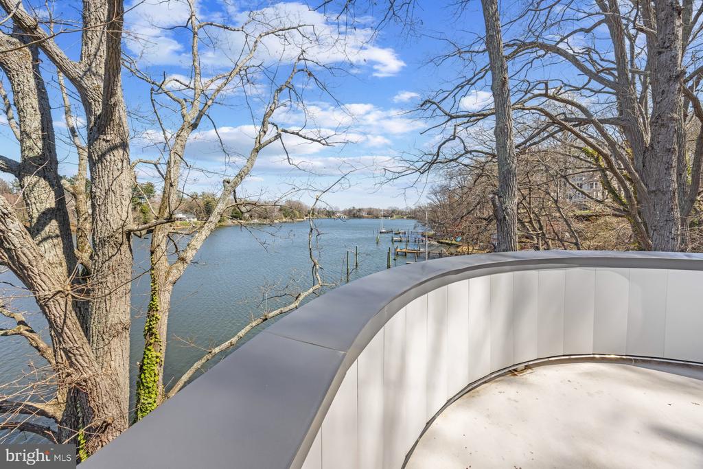 378 Forest Beach Rd
