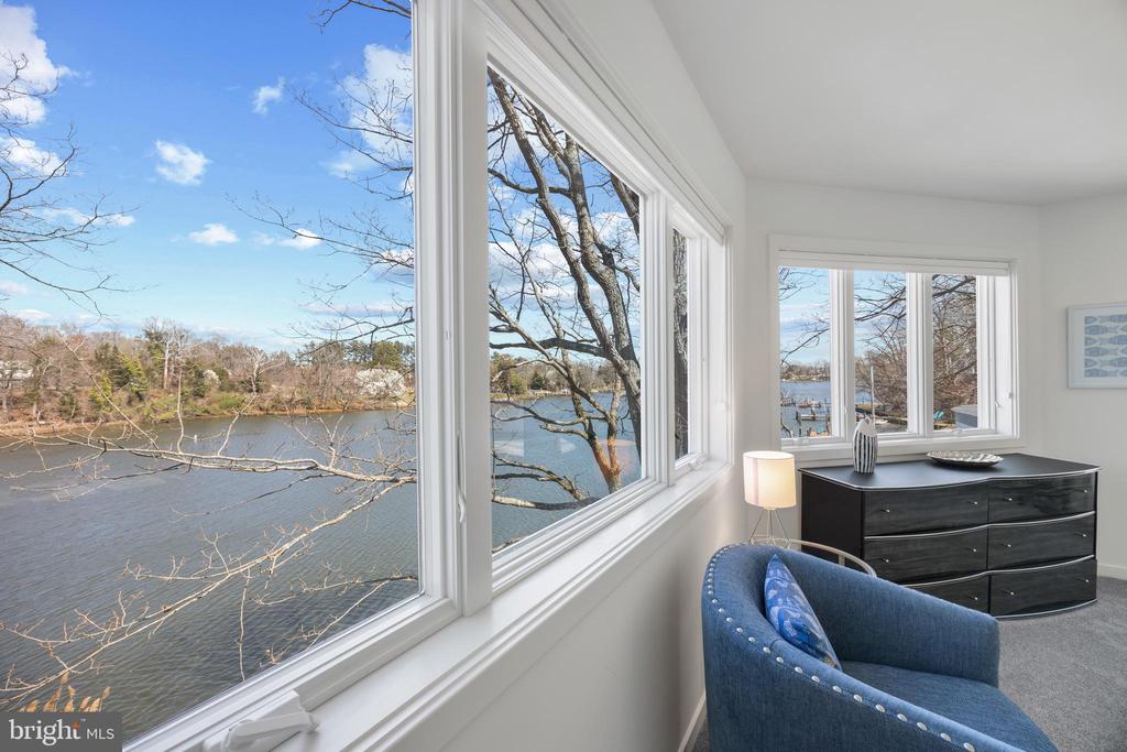 378 Forest Beach Rd