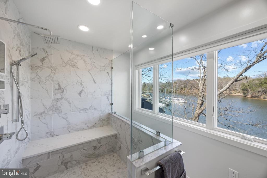 378 Forest Beach Rd