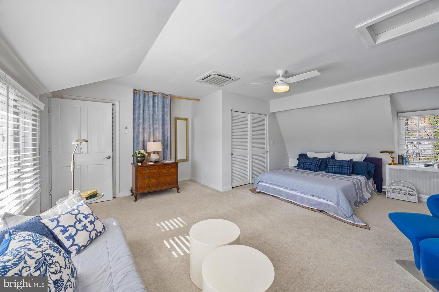 9 Shipwright St