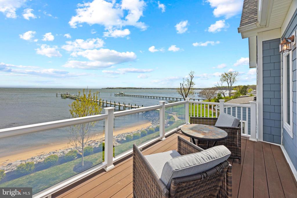 119 W Bay View Dr