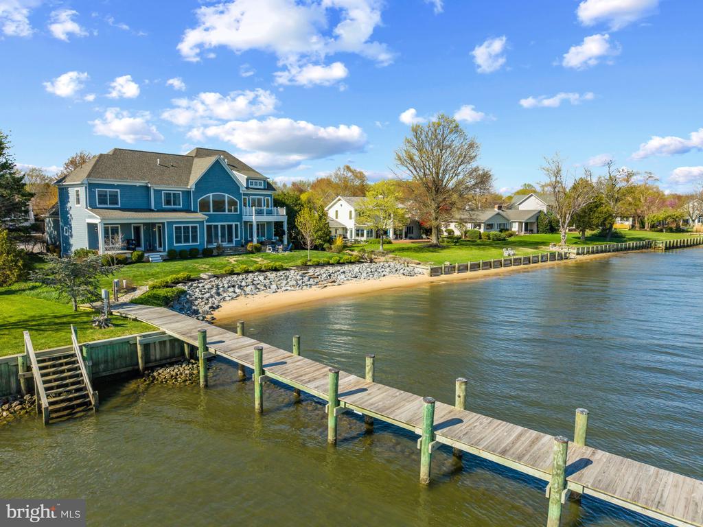 119 W Bay View Dr