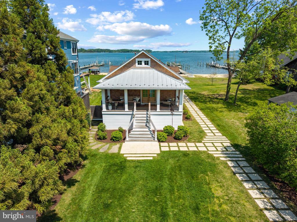 713 Cottage Dr
