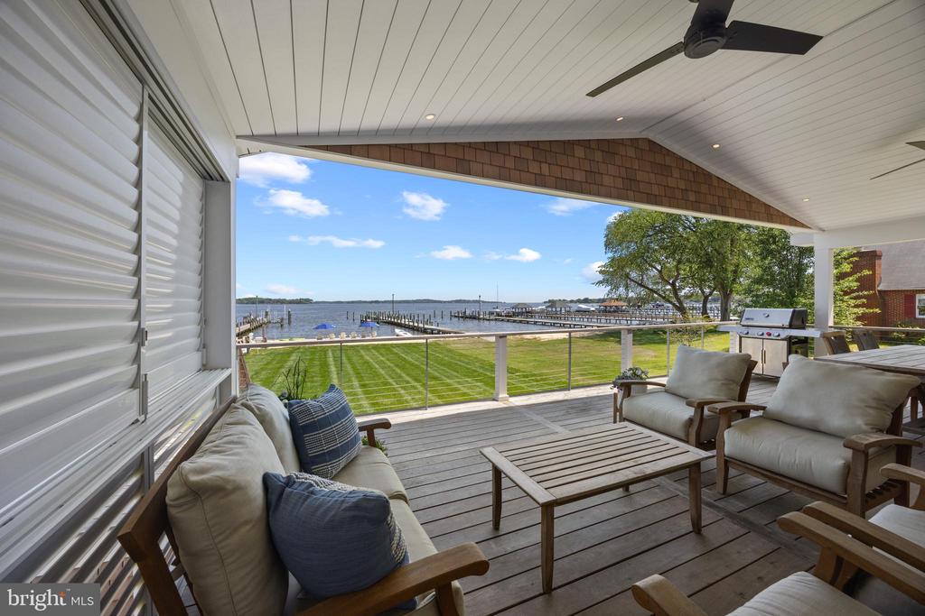 713 Cottage Dr