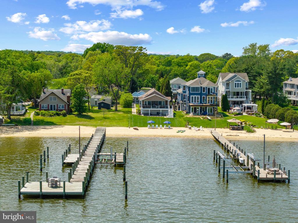 713 Cottage Dr